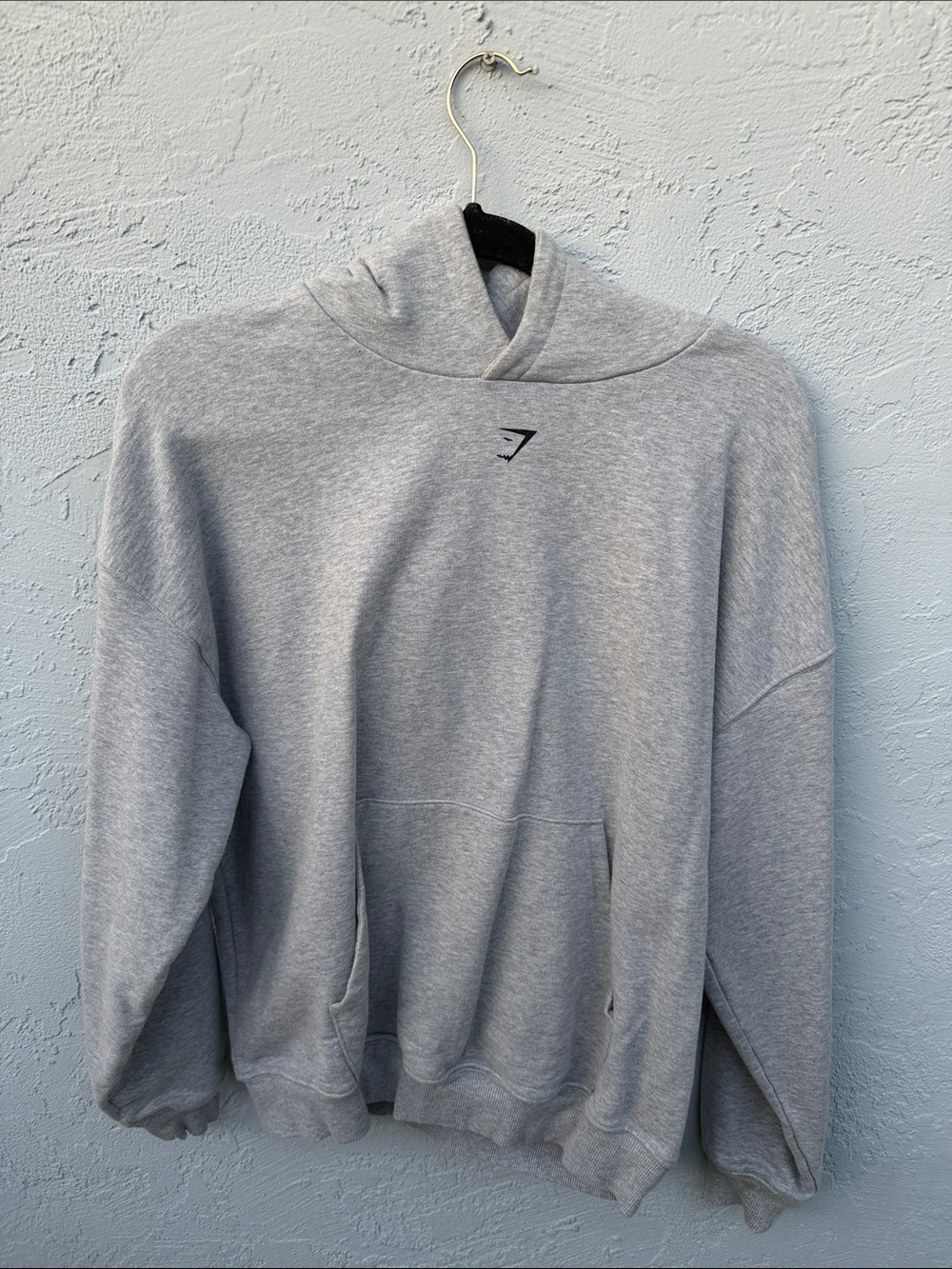 Gymshark Light Gray Men's Hoodie with Subtle Logo